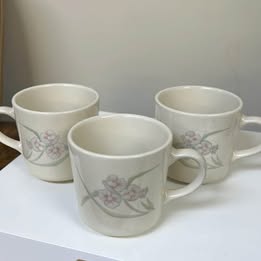 CORNING SPRING POND COFFEE MUGS (3)