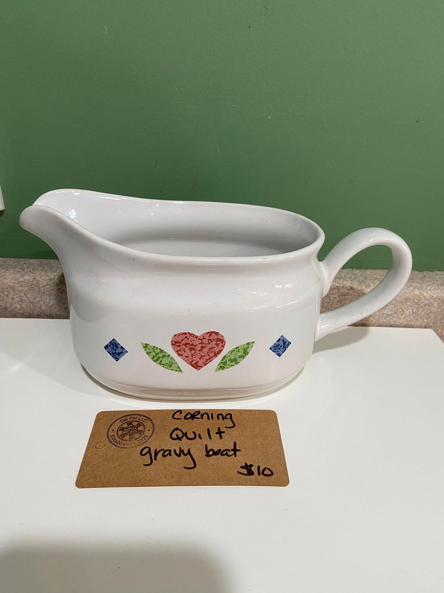 CORNING QUILT PATTERN GRAVY BOAT