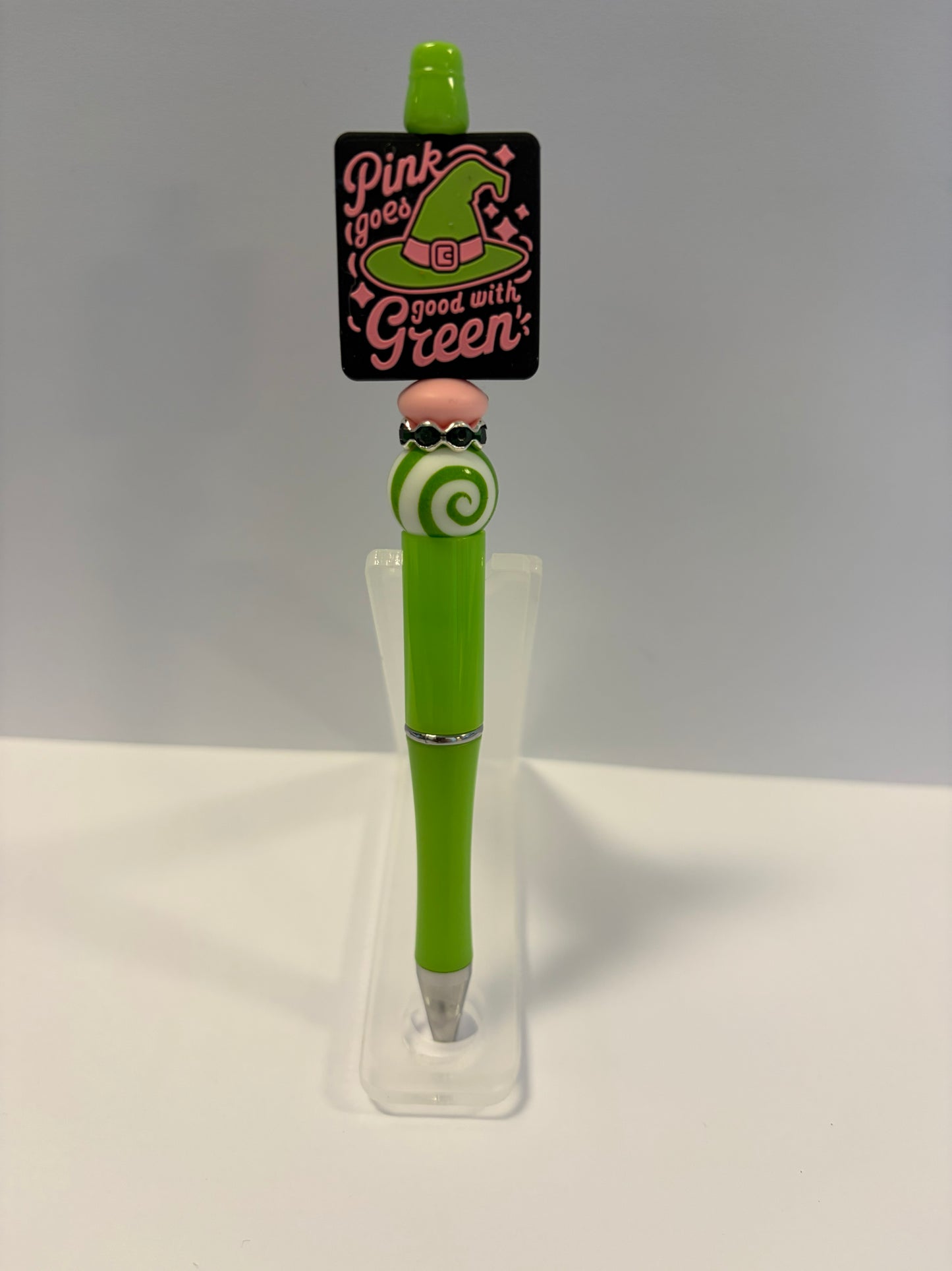 Pink goes good with Green