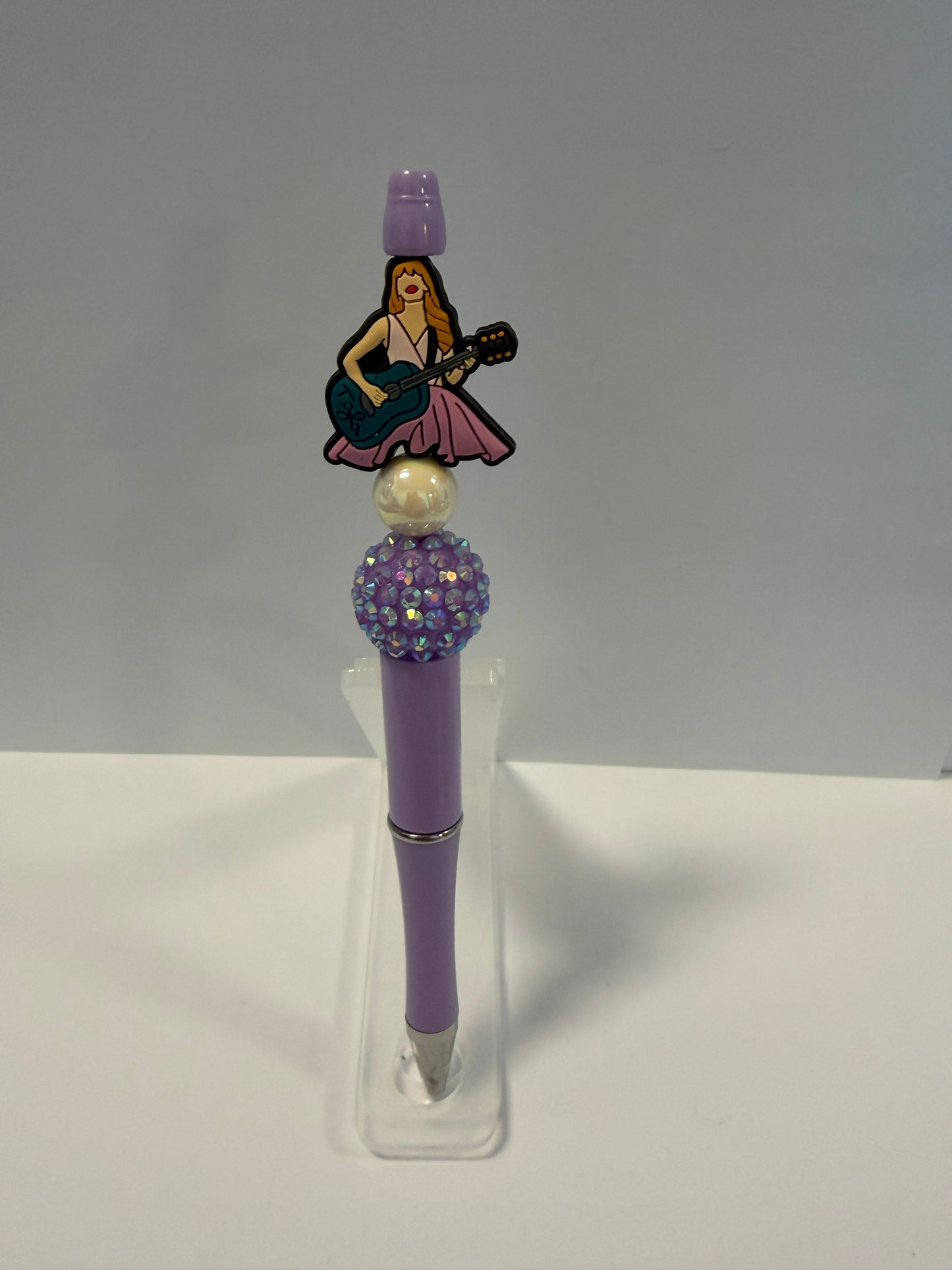 Taylor with Guitar Glitter Bead