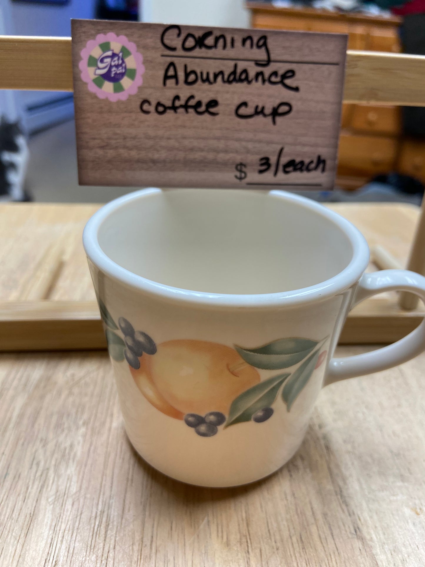 CORNING ABUNDANCE COFFEE CUPS