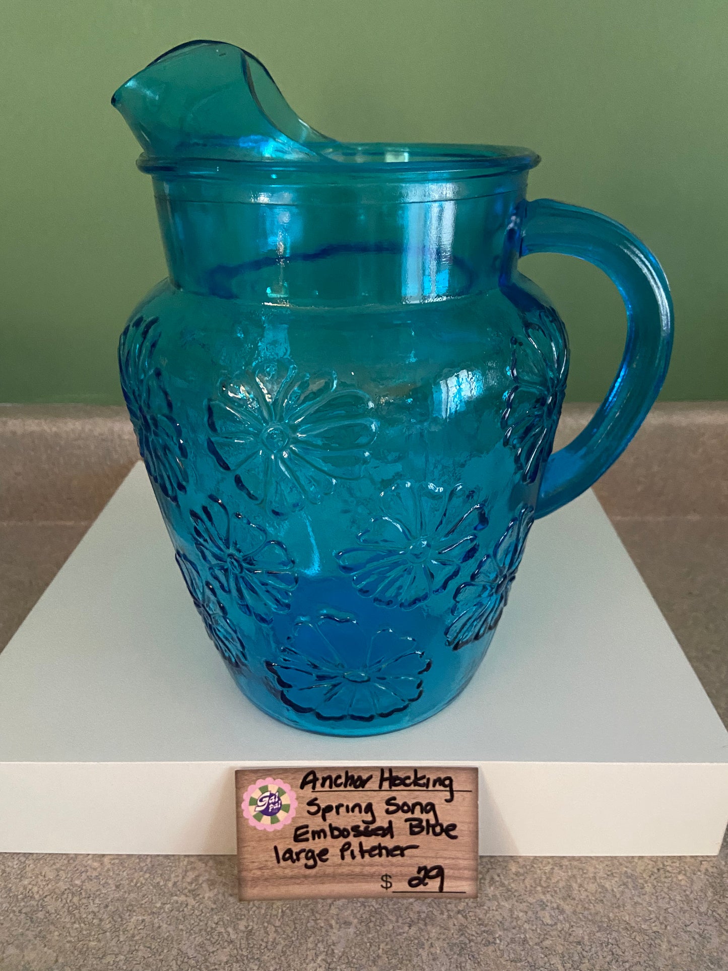 ANCHOR HOCKING SPRING SONG EMBOSSED BLUE LARGE PITCHER