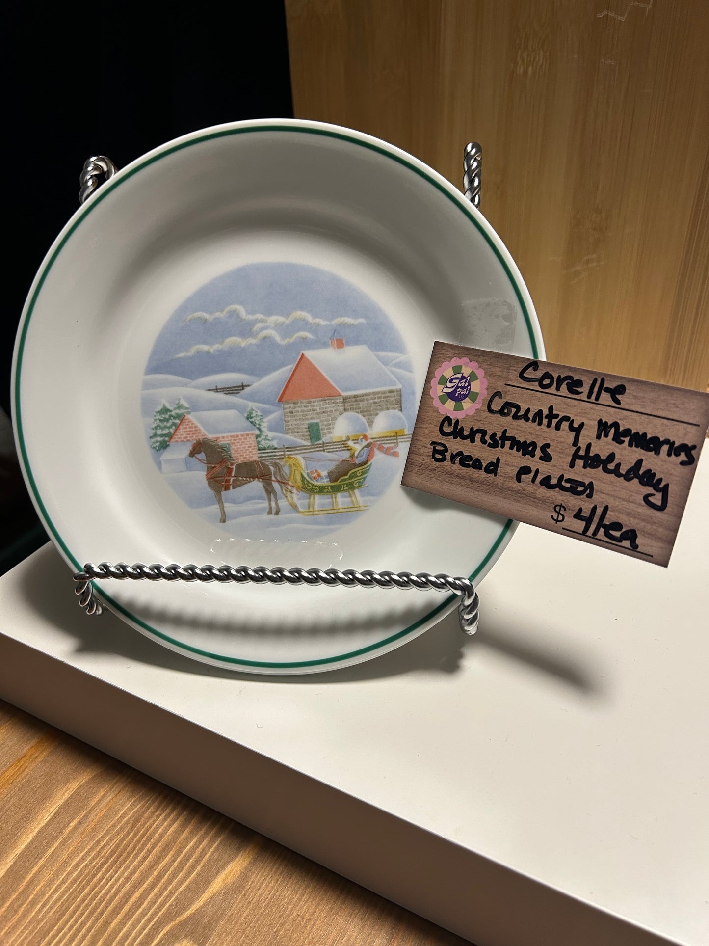 CORELLE COUNTRY MEMORIES CHRISTMAS HOLIDAY BREAD PLATE
