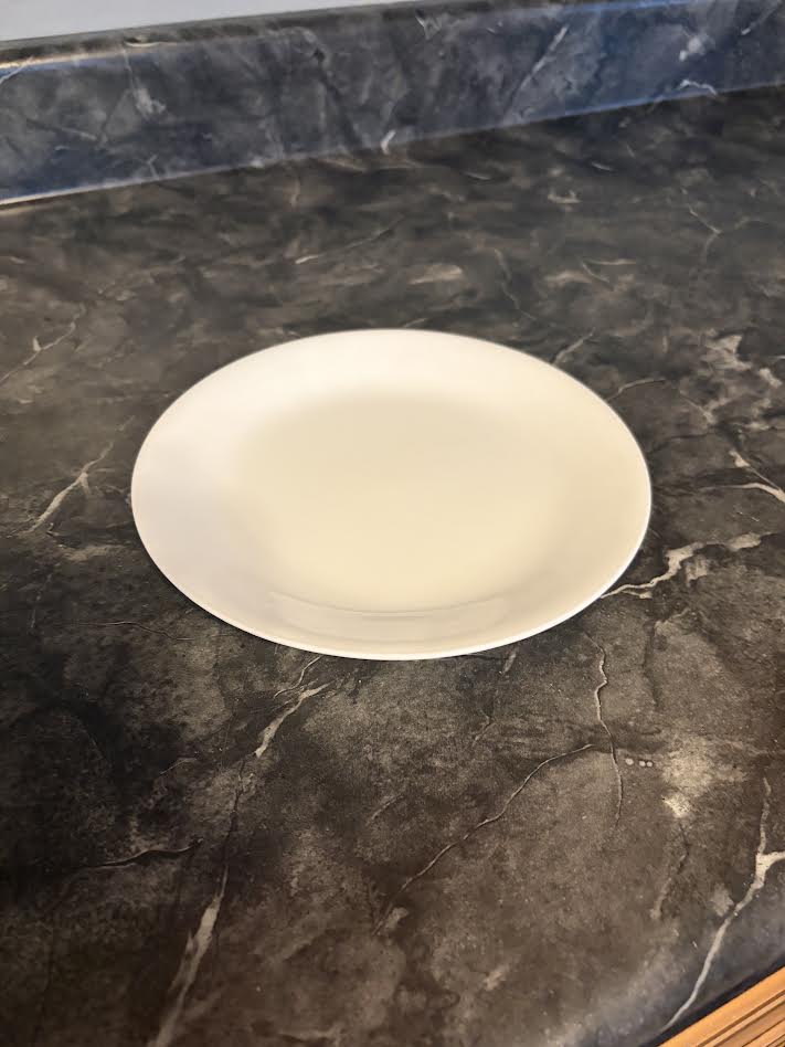 CORELLE WHITE LUNCHEON PLATE