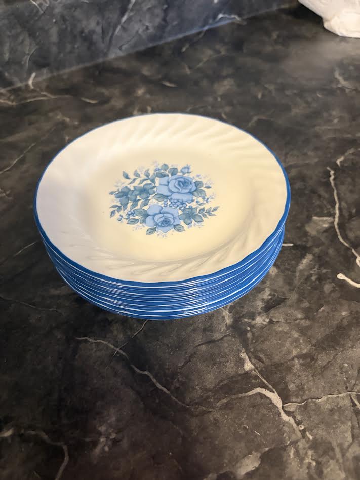 CORELLE BLUE VELVET BREAD PLATE