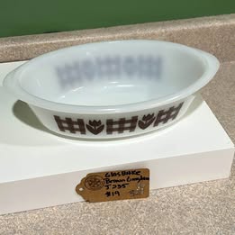 GLASBAKE BROWN GINGHAM CASSEROLE J 235