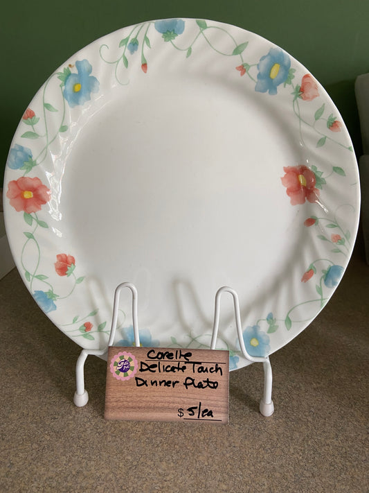 CORELLE DELICATE TOUCH DINNER PLATE