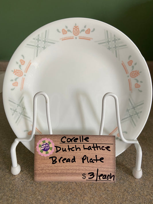 CORELLE DUTCH LATTICE BREAD PLATE