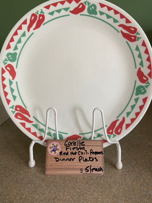 CORELLE FIESTA RED HOT CHILI PEPPERS DINNER PLATE