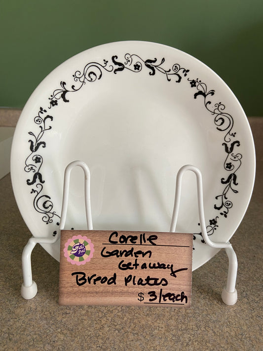 CORELLE GARDEN GETAWAY BREAD PLATE