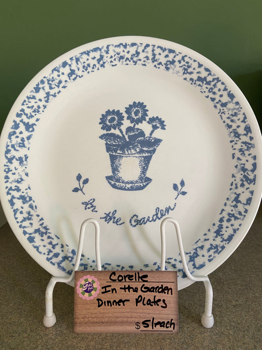 CORELLE IN THE GARDEN DINNER PLATES