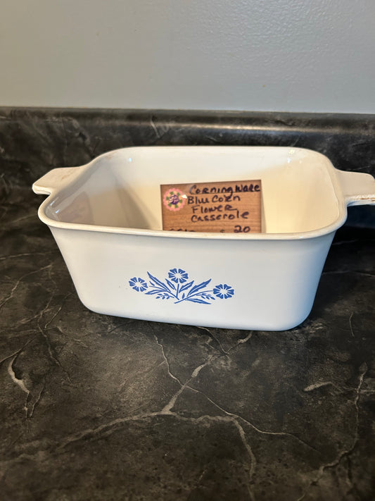 CORNINGWARE BLUE CORN FLOWER CASSEROLE 1 /2 QT