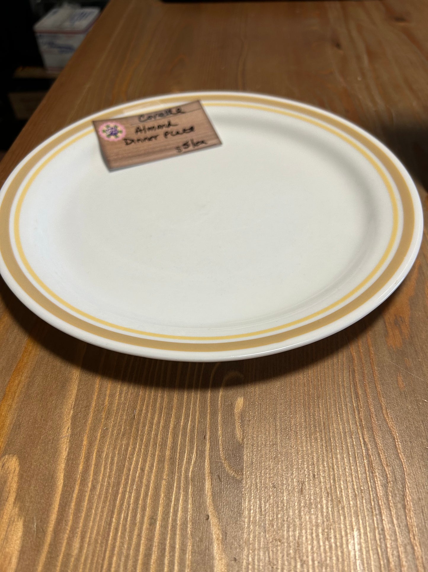 CORELLE ALMOND DINNER PLATE