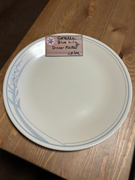 CORELLE BLUE LILY DINNER PLATES